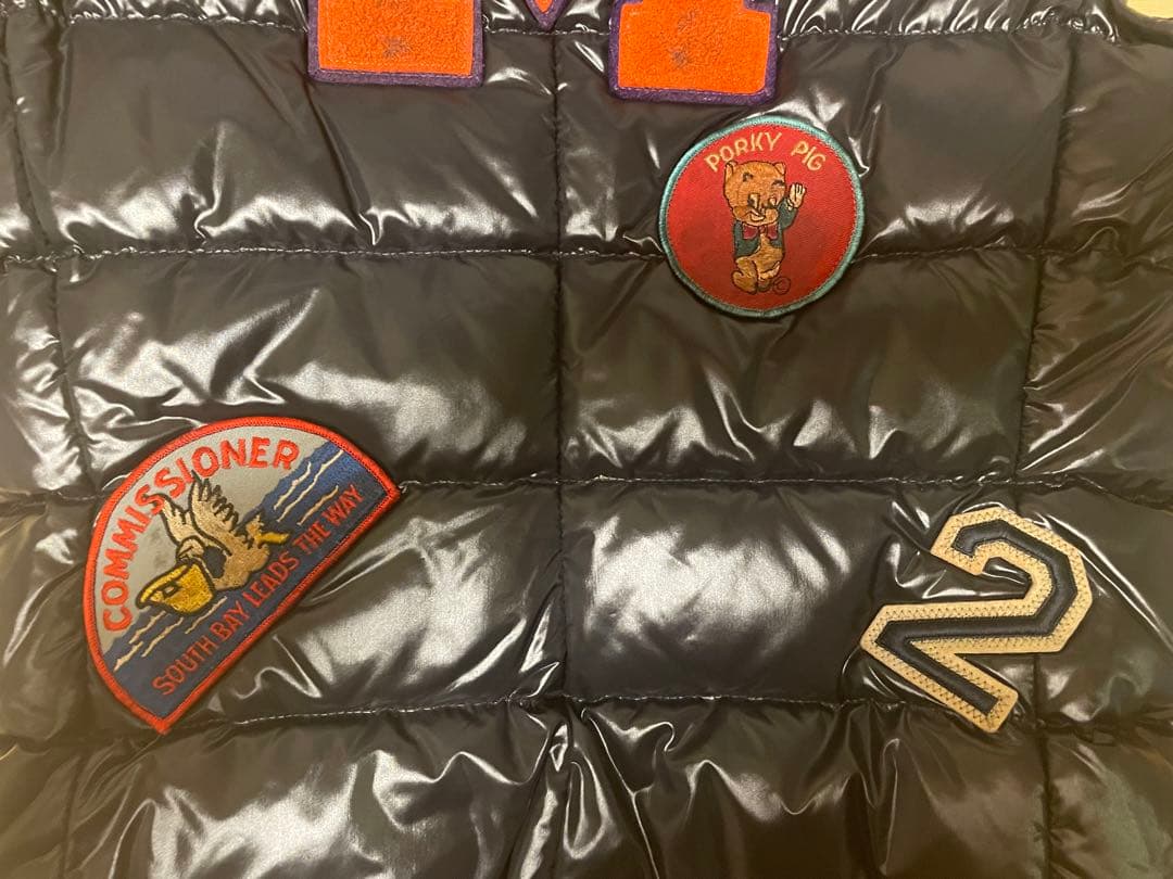 未使用級☆希少　モンクレール（MONCLER）ダウンベスト