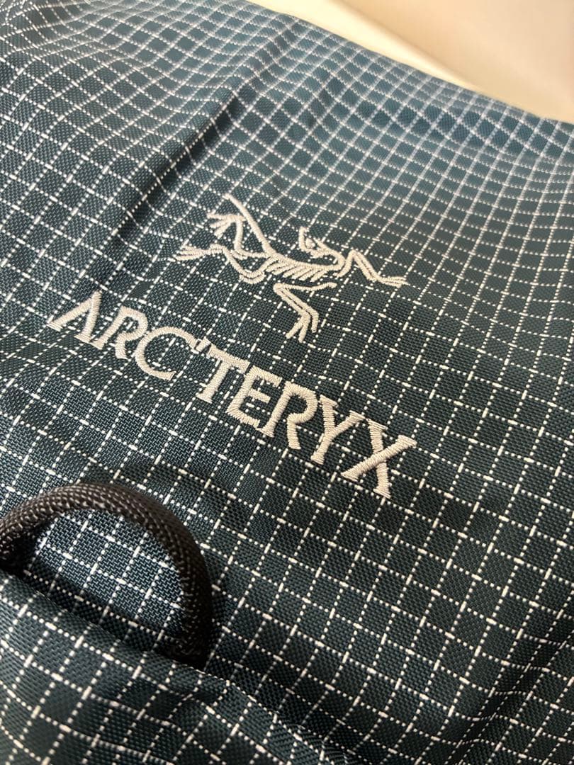ARC'TERYX KONSEAL 15 バックパック ブルーグリーン　未使用