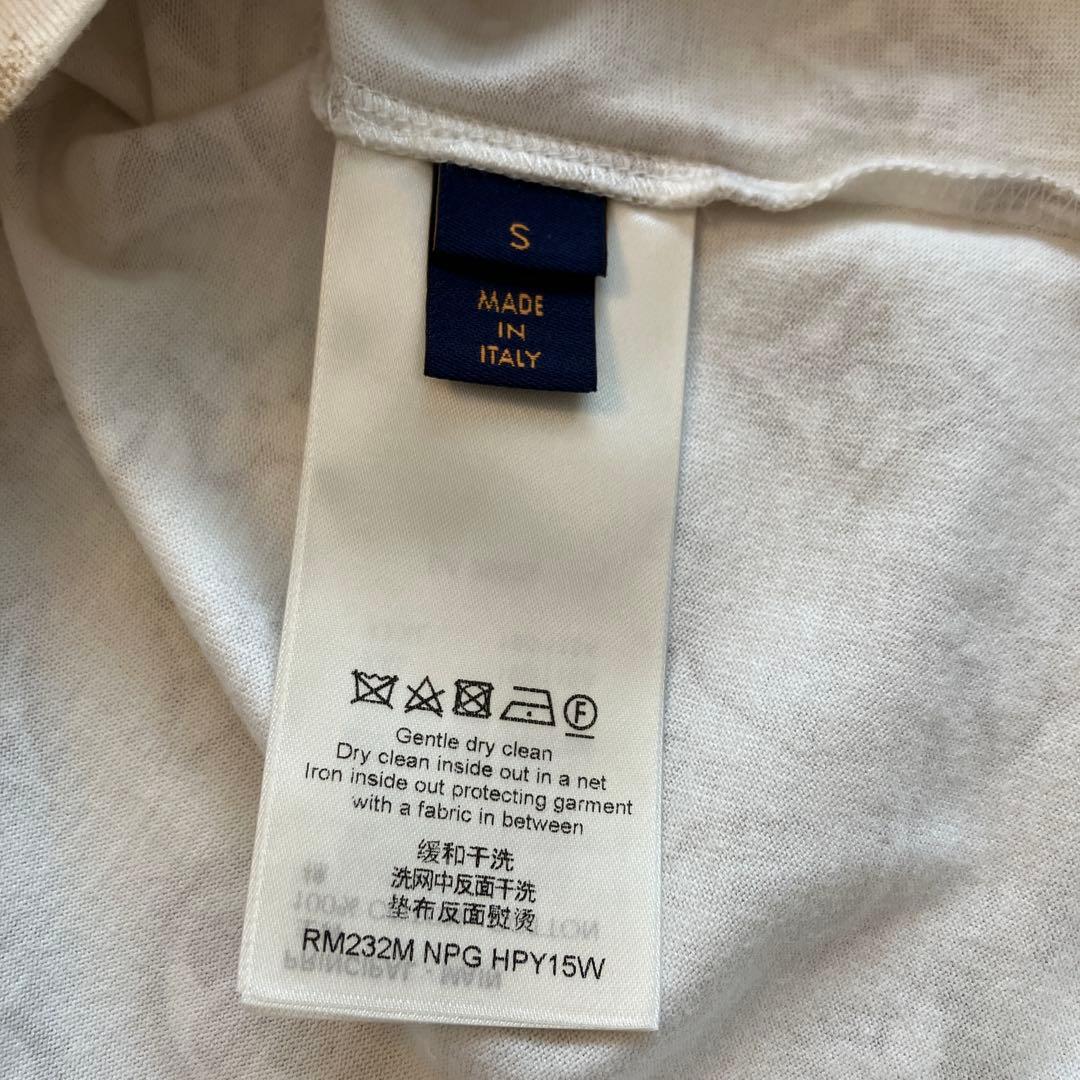 にぎりん　Louis Vuitton ロゴパターン Tシャツ