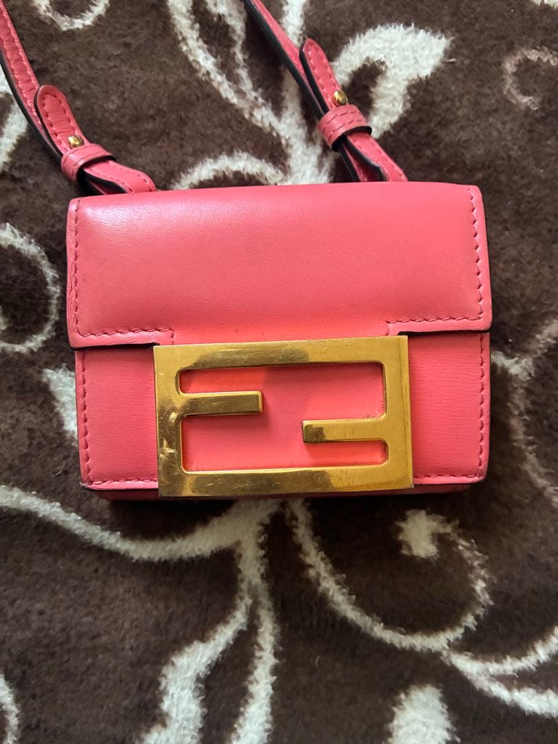 FENDI 3つ折り財布