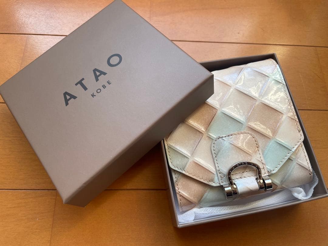 冬季限定 ロトロ ブロックパーティー 二つ折り財布 大容量