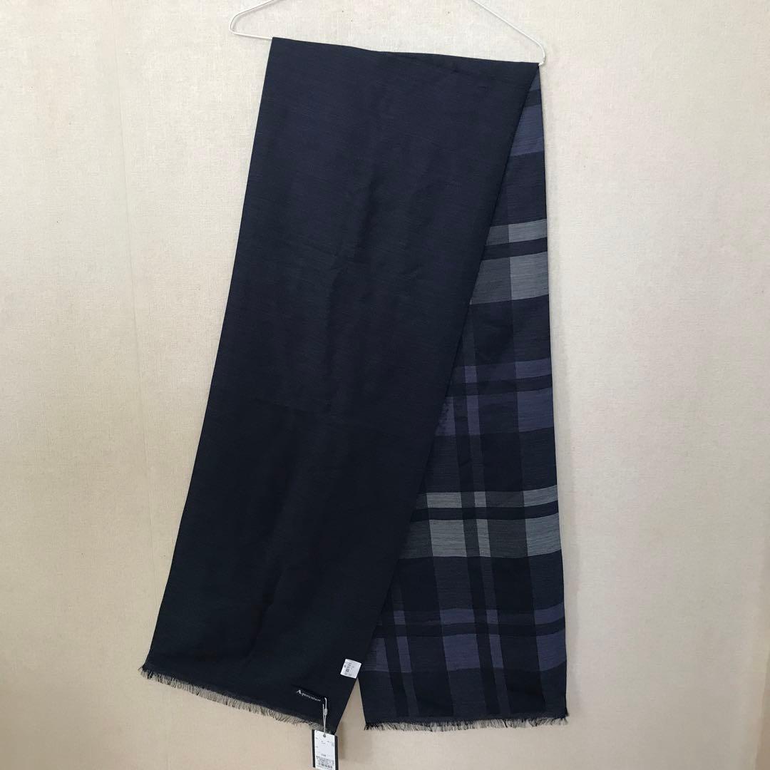 新品、未使用　アクアスキュータム　マフラー