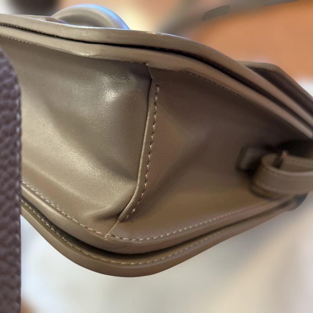 最終お値下げ！美品！VASIC CITY MINI グレージュ　ショルダーバッグ