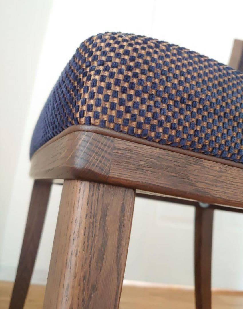 桜餅4 ①カリモク karimoku ダイニングチェア