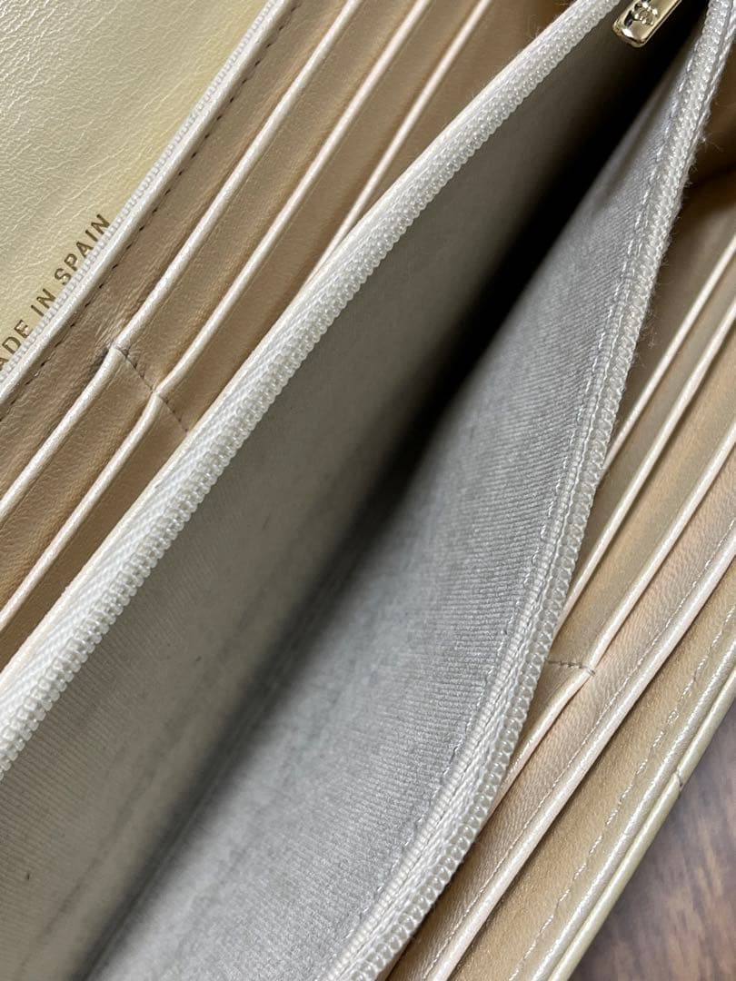 CHANEL レア色　パステルクリームイエロー　 キルティング 長財布