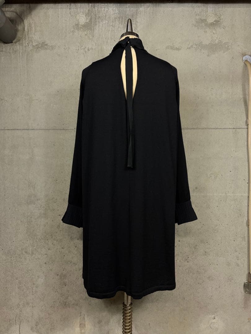 FENDI 刺繍 ワンピース｜フリル ハイネックAライン イタリア製