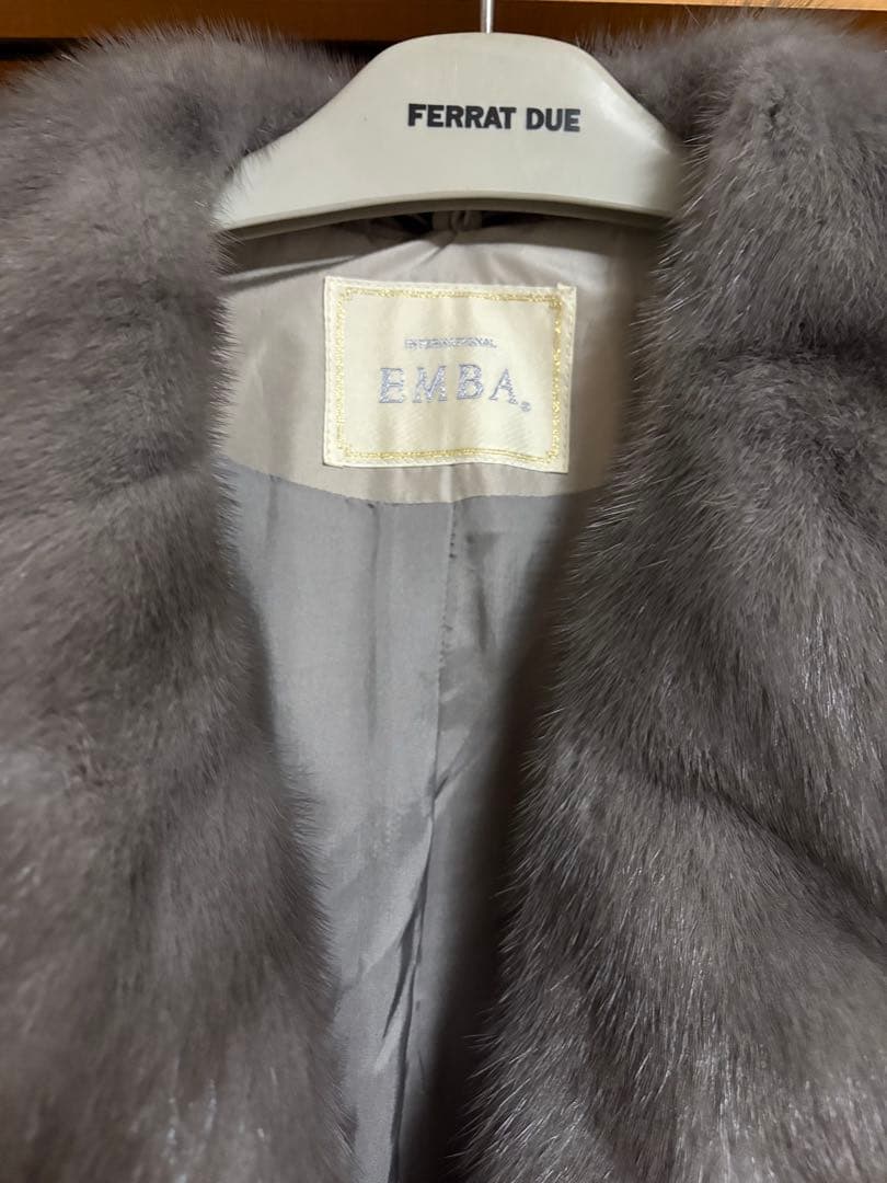 エンバミンクコート　シルク　訳あり（ライナー無）　ミンク取り外し可　グレー