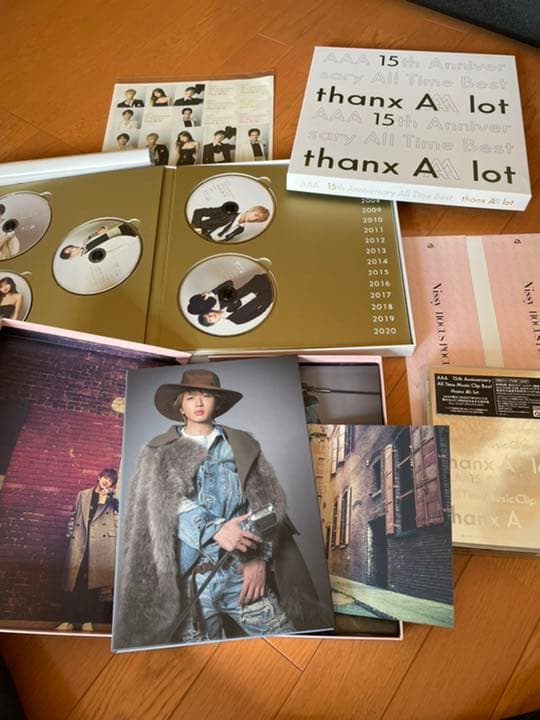 「AAA 15th Anniversary All Time Best-than