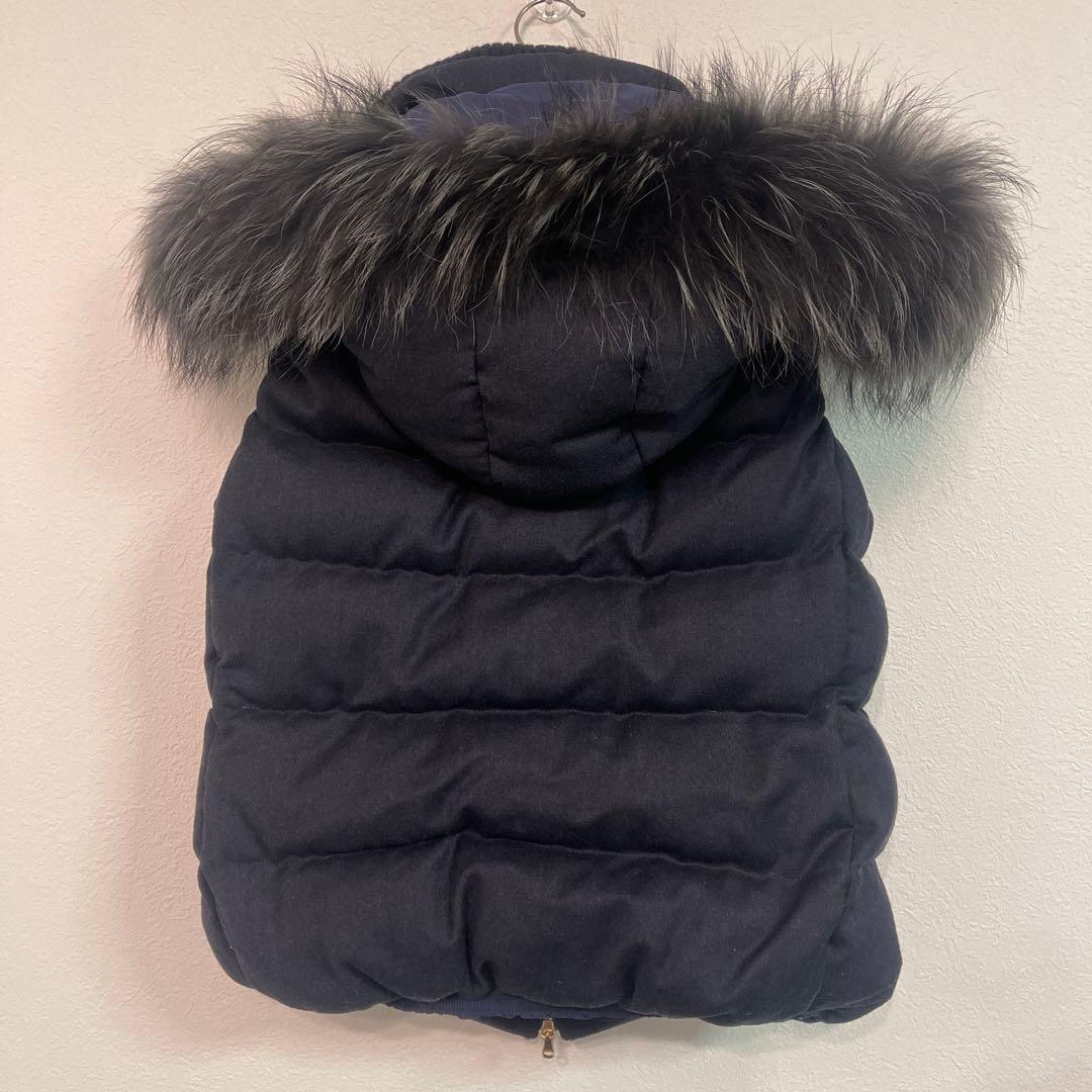 3/18まで　タトラス　ダウンベスト