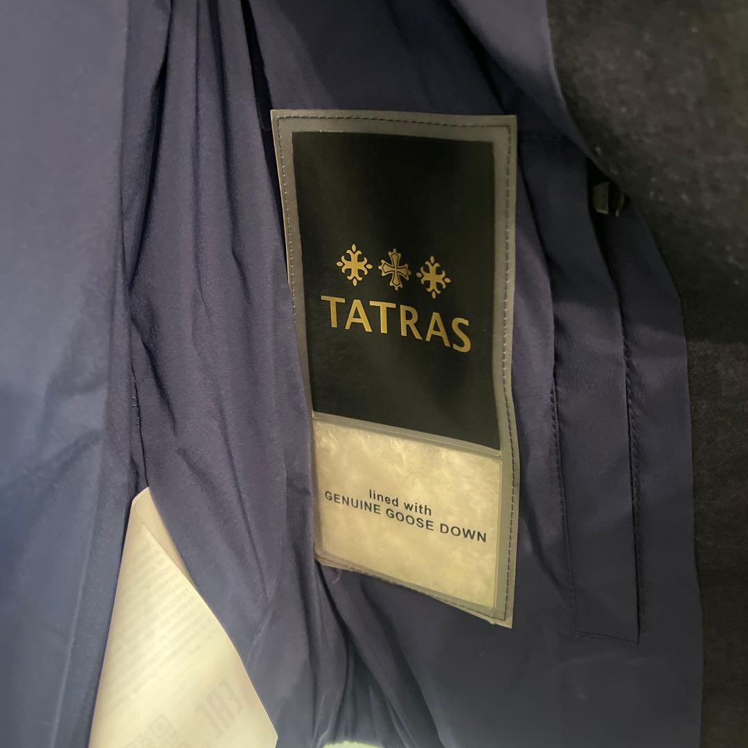 3/18まで　タトラス　ダウンベスト