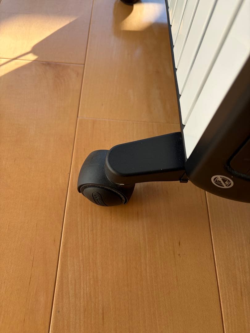 【美品】デロンギマルチダイナミックヒーターMDHAA15WiFi専用ハンガー付