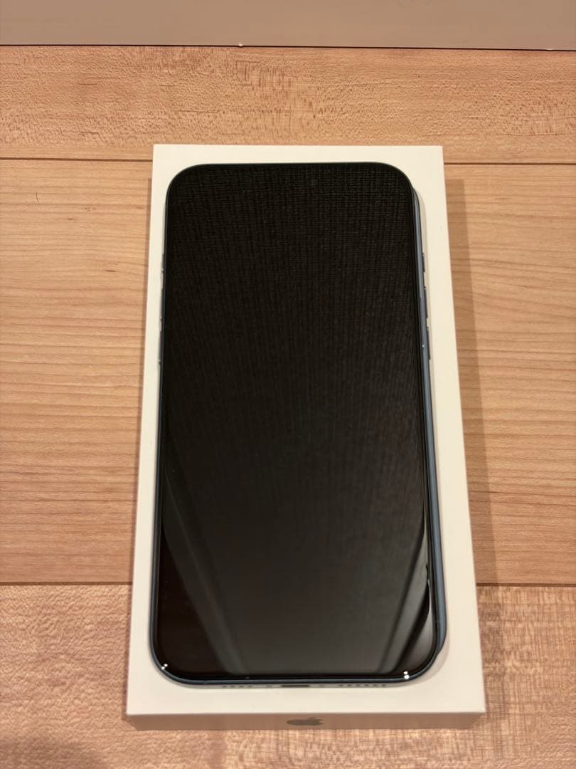iPhone 16 Plus 128GB ティール　保護フィルム付き
