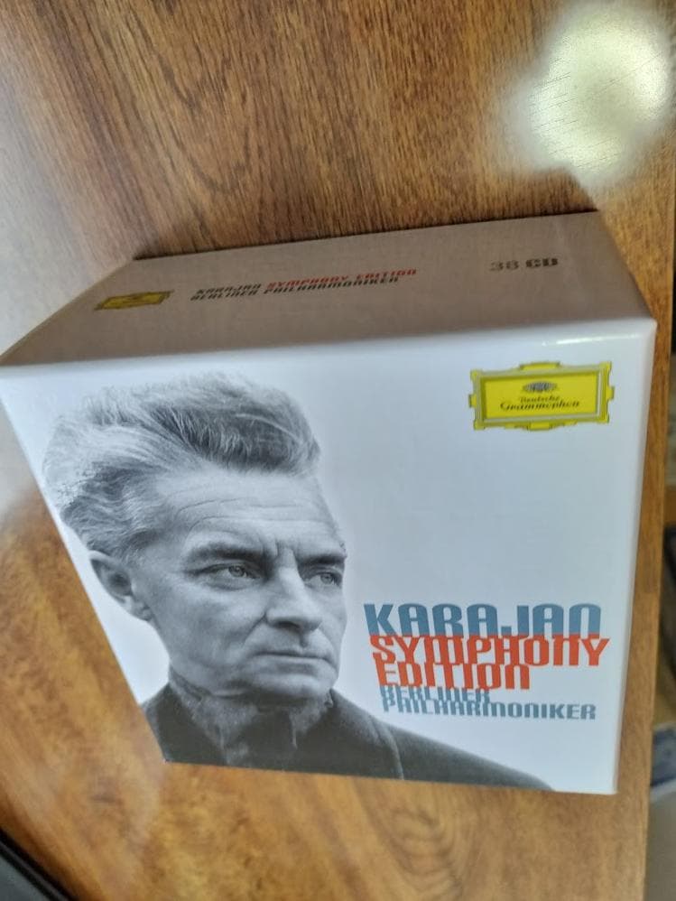 カラヤン　交響曲全集　全３８CD