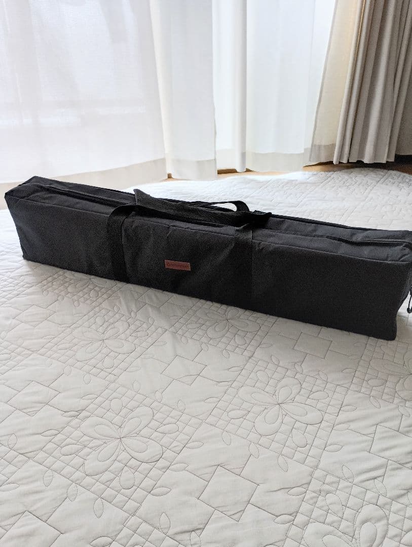 キャンプテーブル　折りたたみテーブル 90x65cm