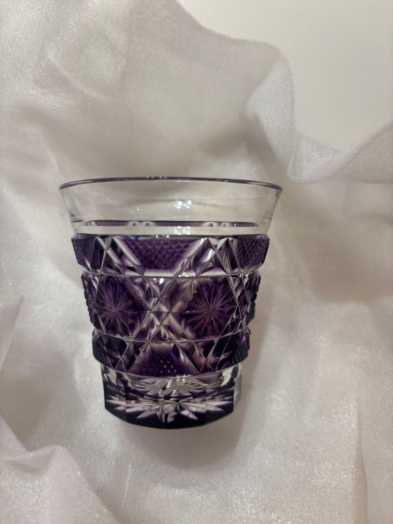 あ*つ様 鳥津薩摩切子　冷酒グラス 紫色 ガラス　箱付き