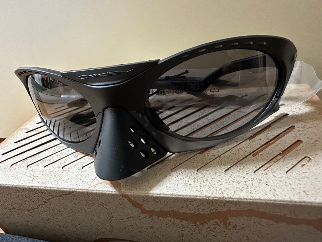 OAKLEY Plantaris サングラス oo9437-0163 ブラック黒