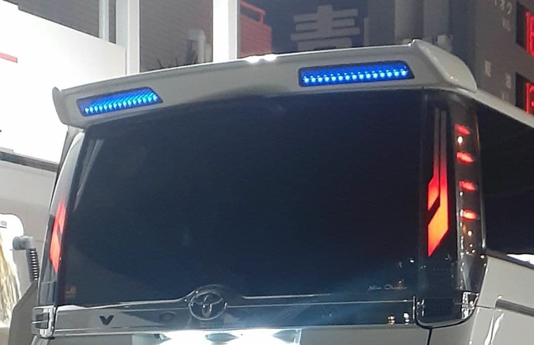 ヴォクシー80 加工テールランプ