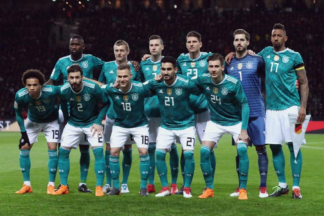 adidas ドイツ代表 ジャケット Mサイズ ターコイズ