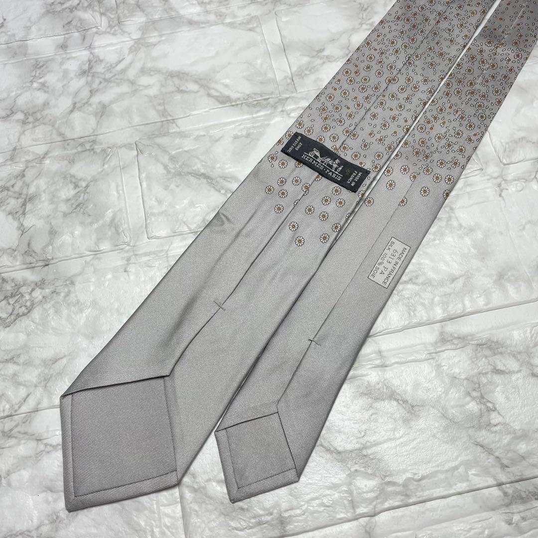 エルメス　HERMES ネクタイ　グレー　花　フラワー　ソリッドタイ　スーツ
