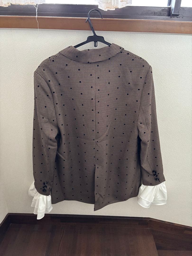 Chico 【yuzuコラボ企画】取外し可 / 袖フリルオーバージャケット