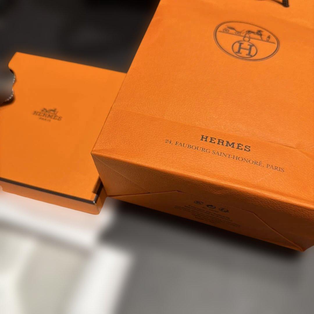 HERMES グレー ストライプ ハンカチ