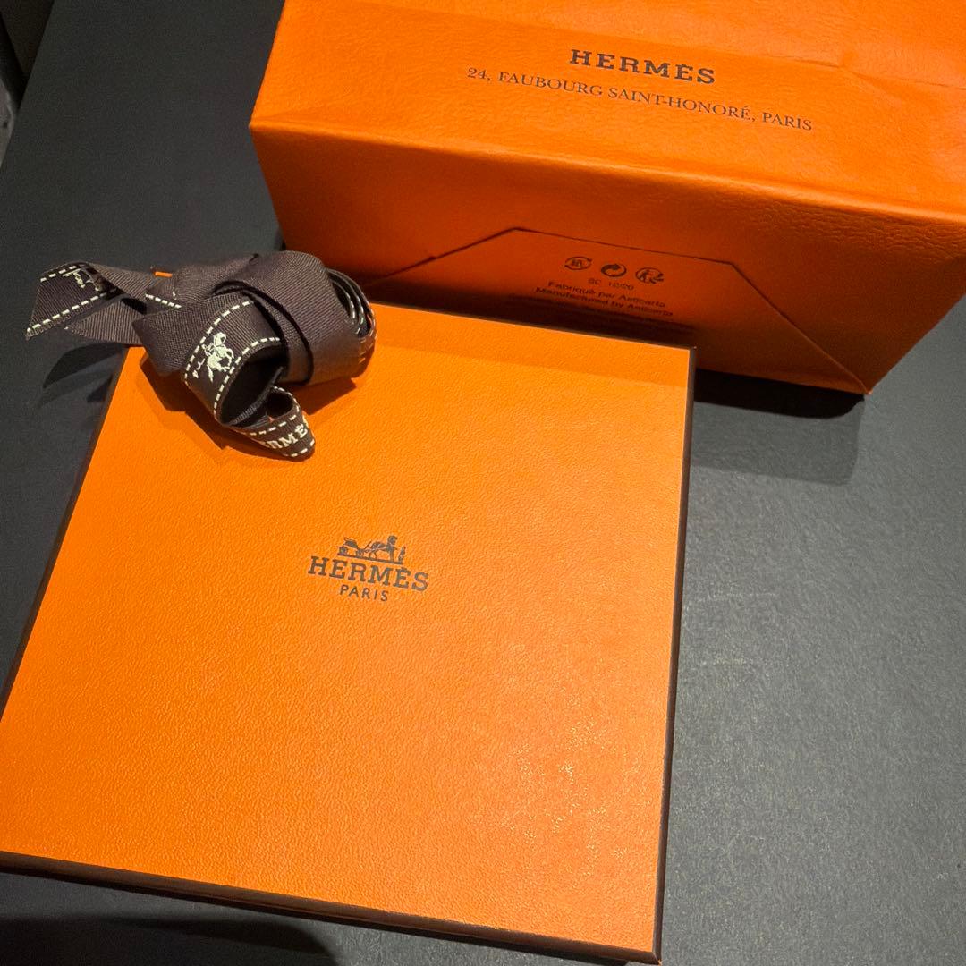 HERMES グレー ストライプ ハンカチ