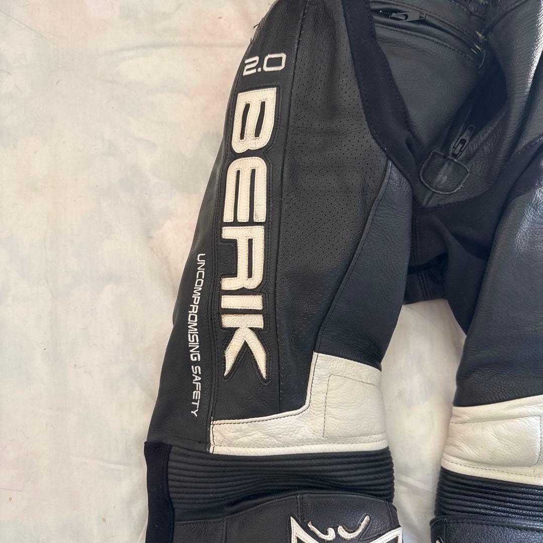 専用　 BERIK バイクパンツ 黒 レザー　LWサイズ