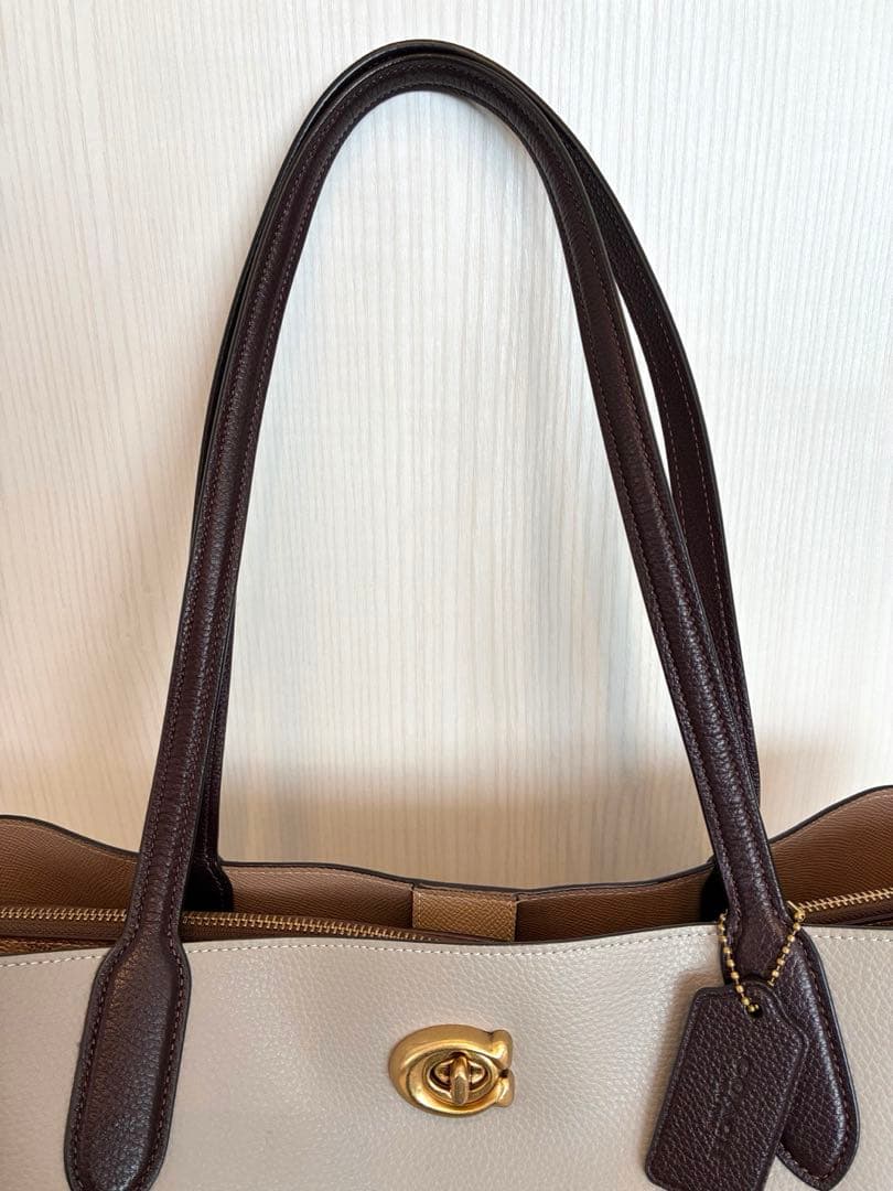 【美品】COACH ウィロートート 正規店購入 保存袋付 軽量 A4可