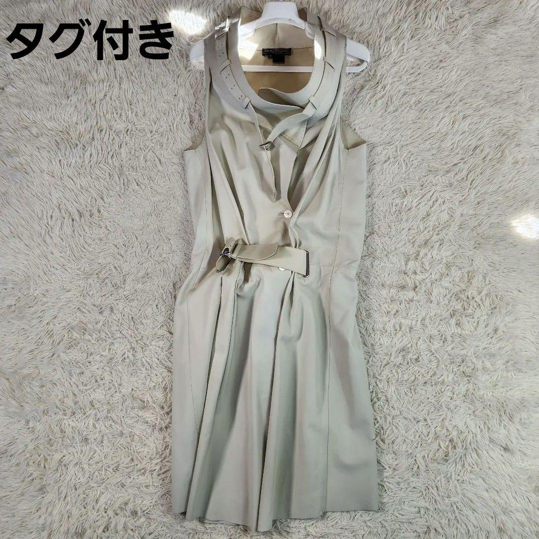 タグ付き サルヴァトーレフェラガモ オールレザー ロングコート シェルボタン