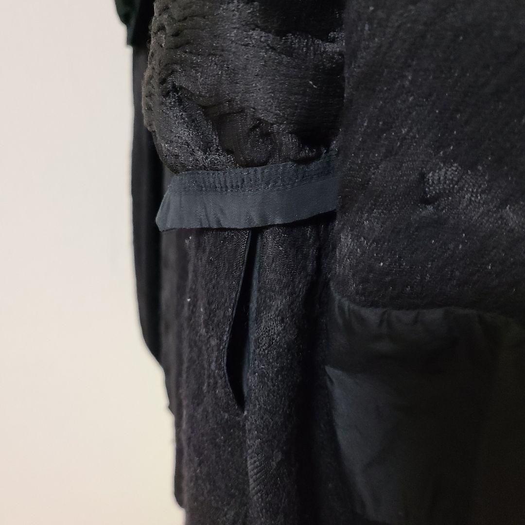 EIKO KONDO 黒フリル襟付きロングコート／Aライン／バック編上げデザイン