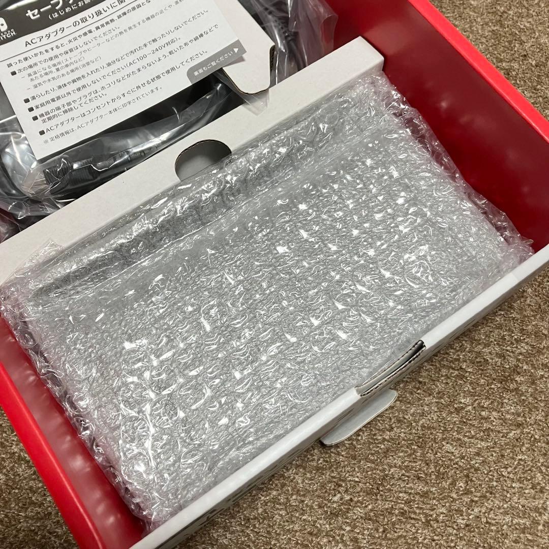 【新品未使用品】ニンテンドーSwitch Joy-Conネオンブルーネオンレッド