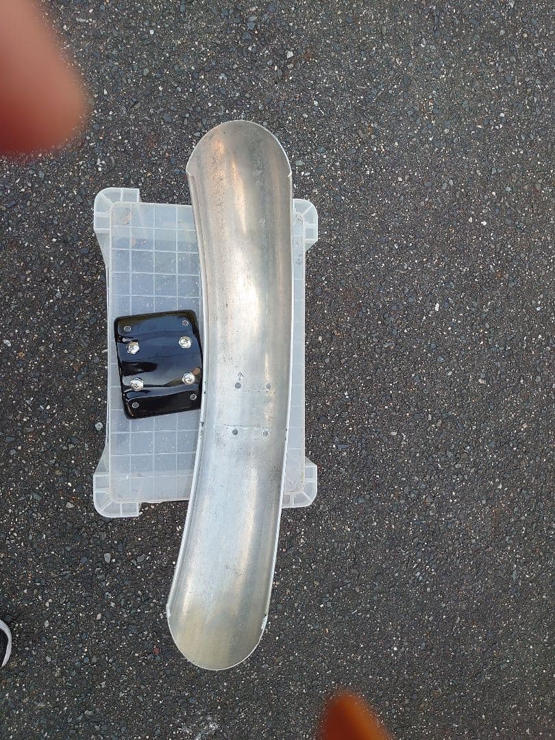 カウル．フェンダー　アルミフェンダー　ステンレスフェンダー　バイク用フェンダー
