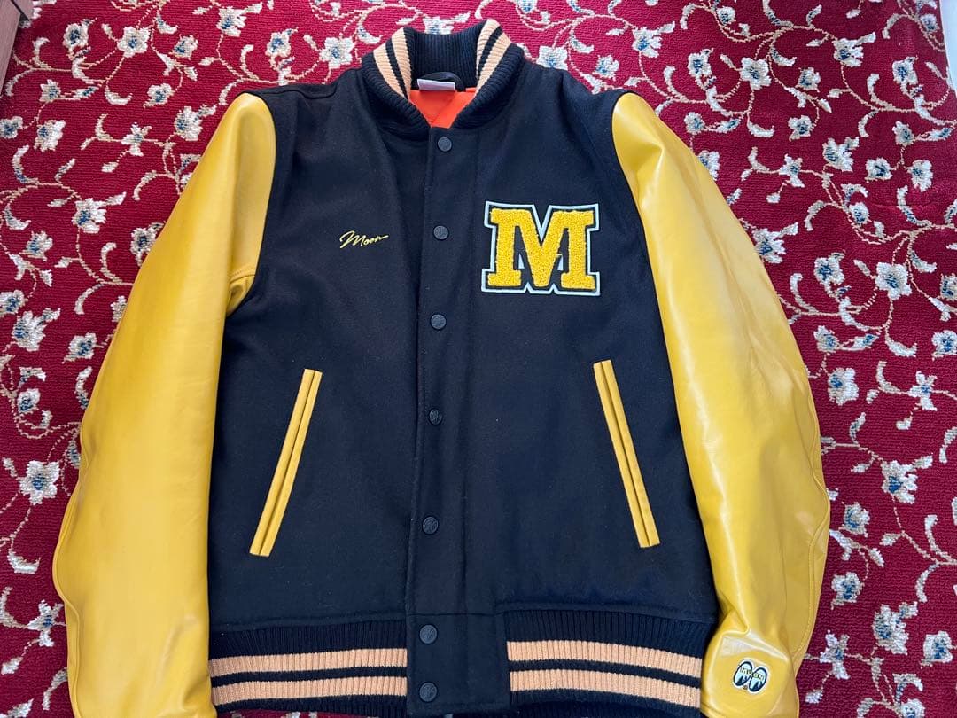 ムーンアイズ　ジャケット