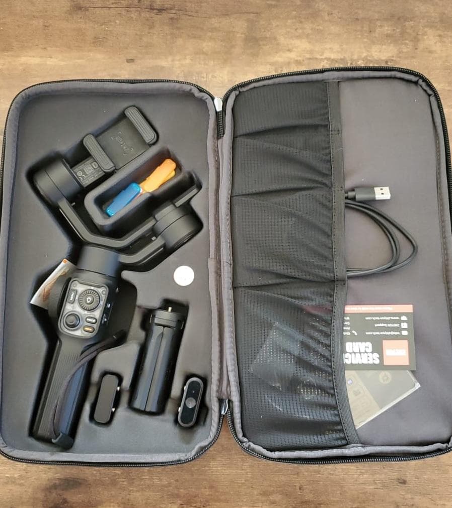 ZHIYUN スマホ用ジンバル SMOOTH 5S AI PRO