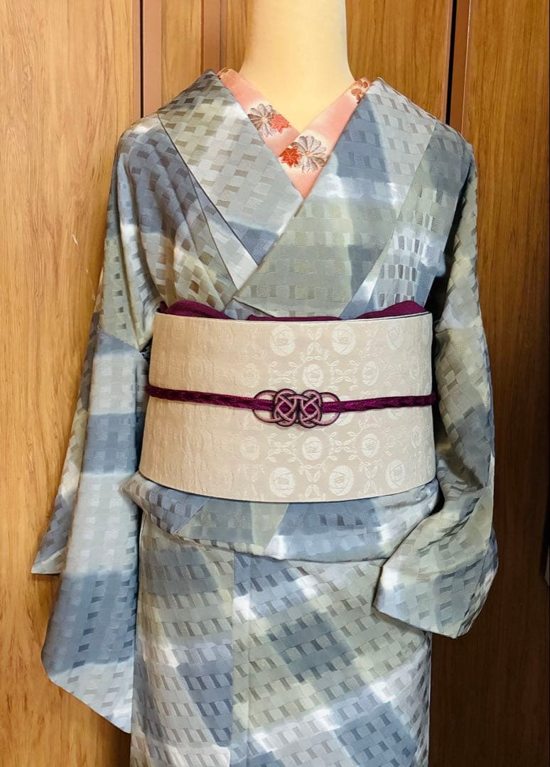 ◆着物　正絹　小紋　丈長め　　　　　　今月のお勧め♪