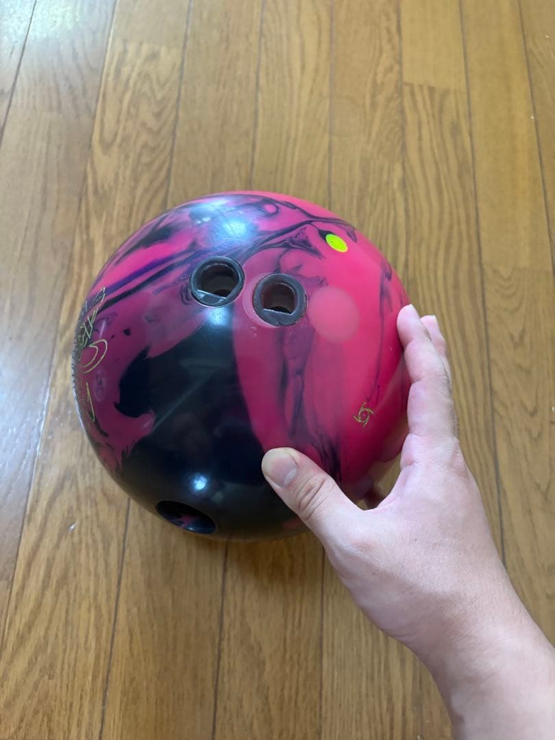 ボウリングキャリーバック2つ入り Stormボール2個付き