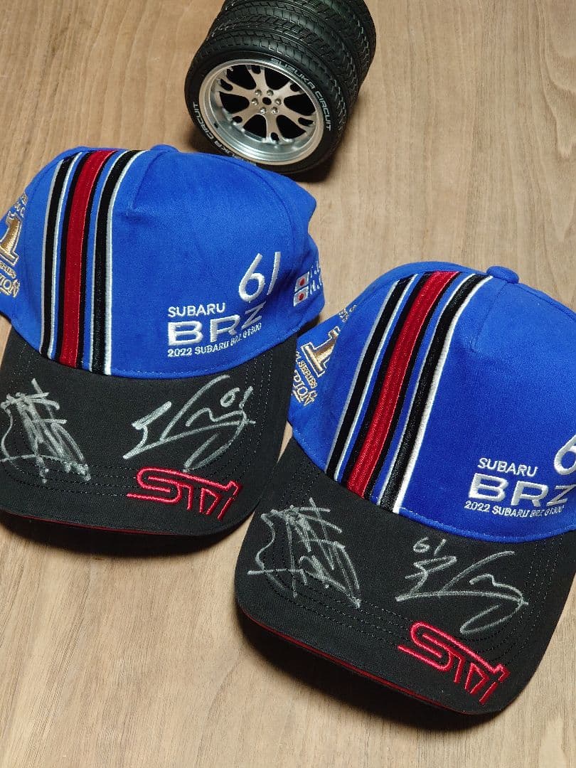 SUBARU BRZ 2022 直筆サイン入りキャップ 2個セット