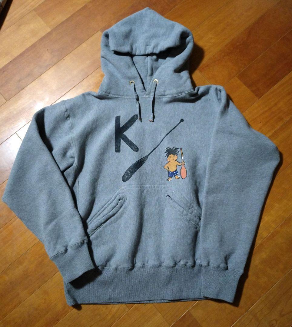 【未使用タグ付】45Rコノッキ君ベタッチプリントの908裏毛フーディ (トップ)