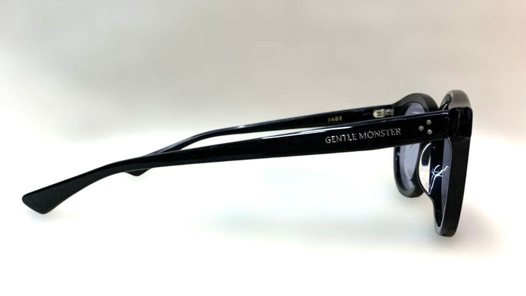 国内正規品 GENTLE MONSTER JADE - 01(B)サングラス
