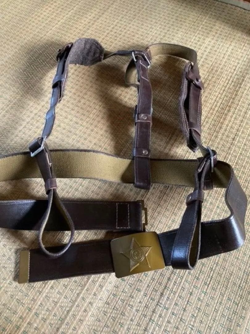 ソ連陸軍Ｍ６９制服上下　ベルト＆ポーチ2個付き