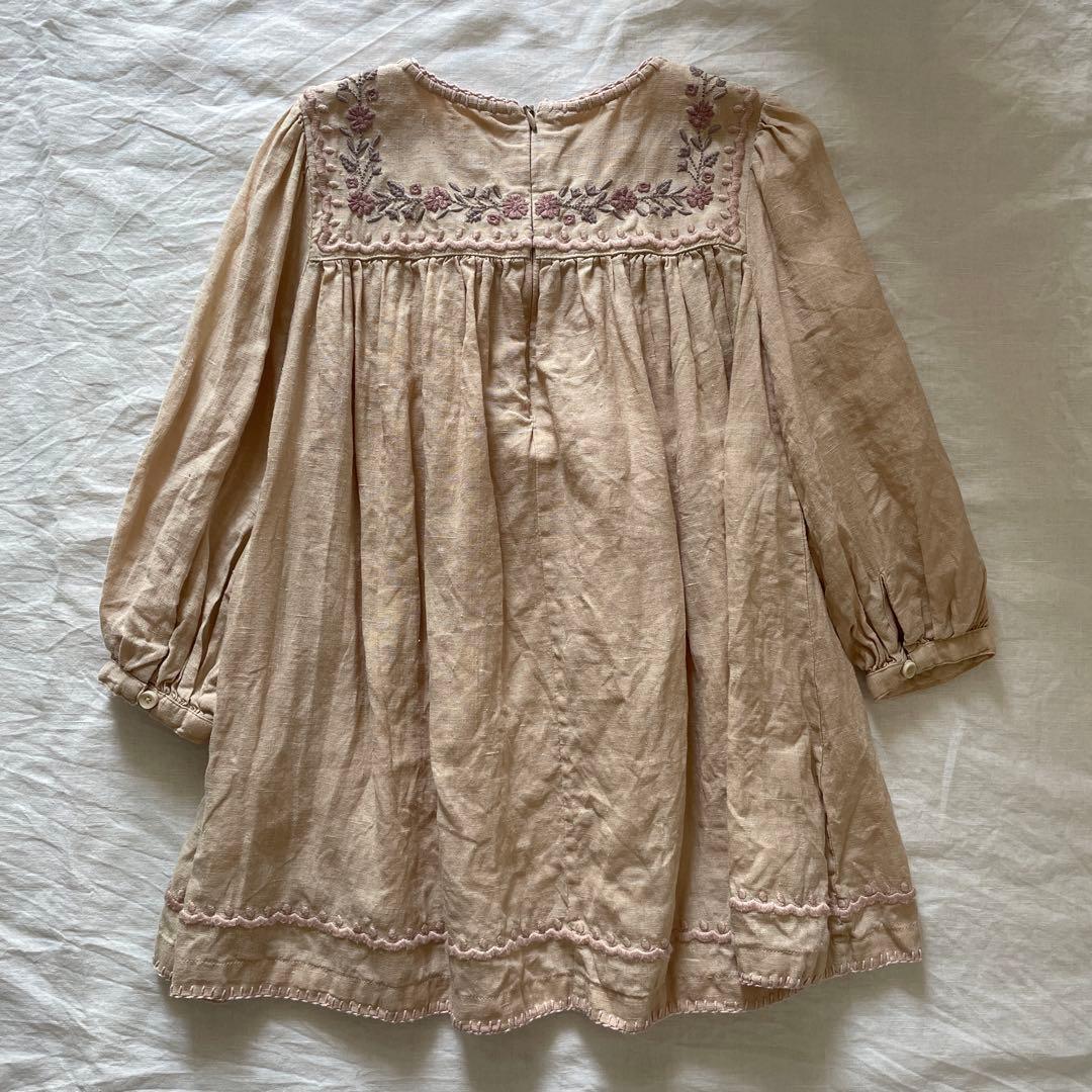 apolina kids ワンピース　5-7y