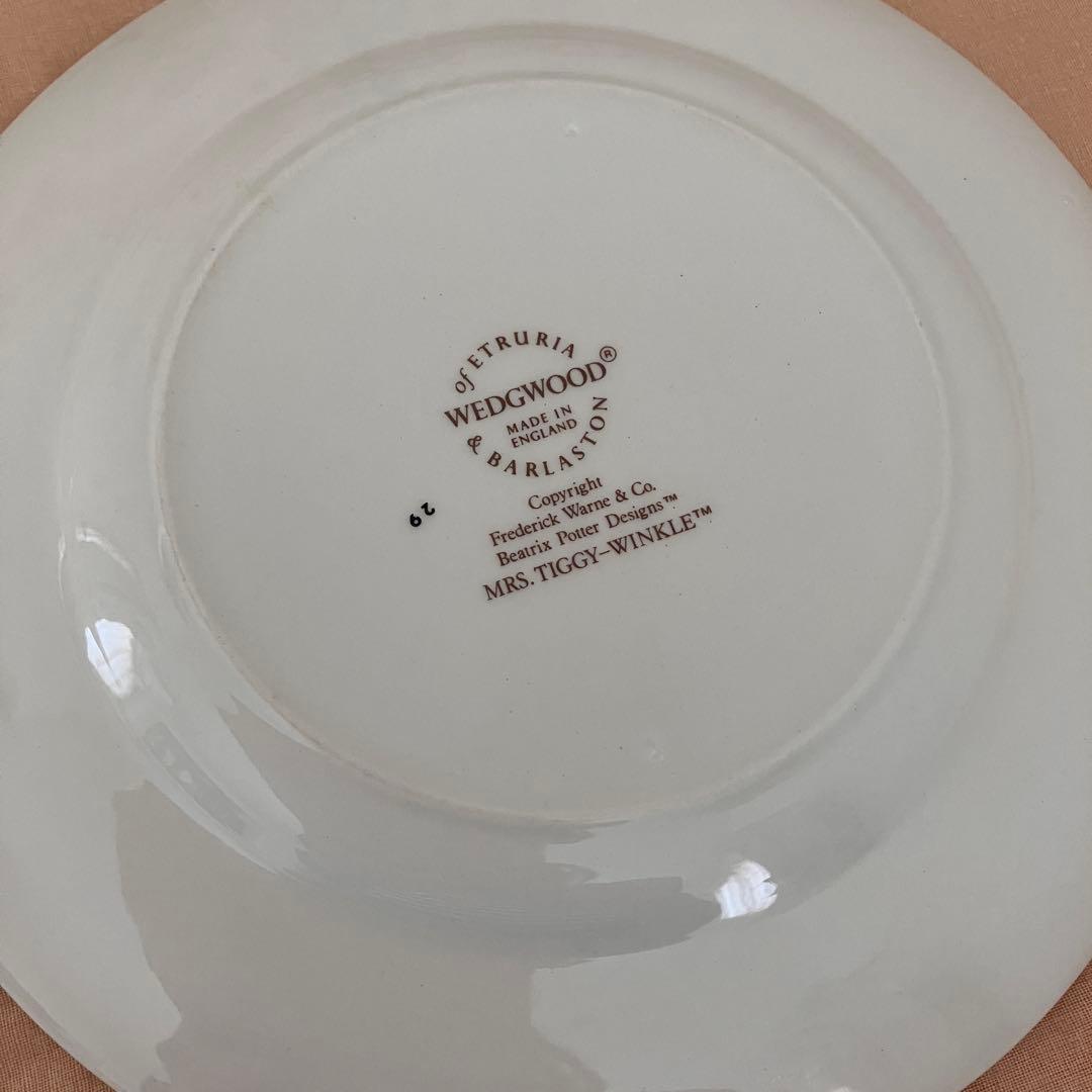 専用　ウエッジウッド ティギーウィンクルとマグカップ＆プレートのセット