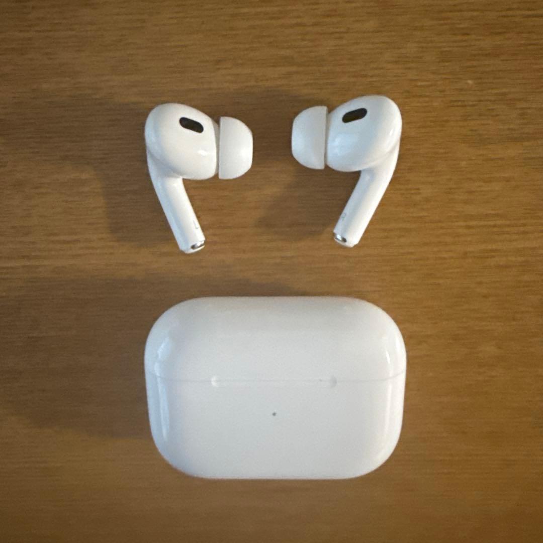 AirPods Pro (第2世代) 本体 + 充電ケーブル