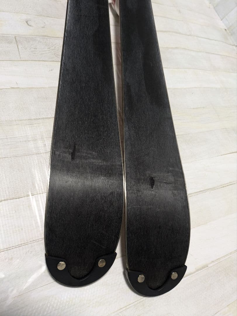 Swallow　スキー板✕SALOMON　ビンディング✕ストックセット