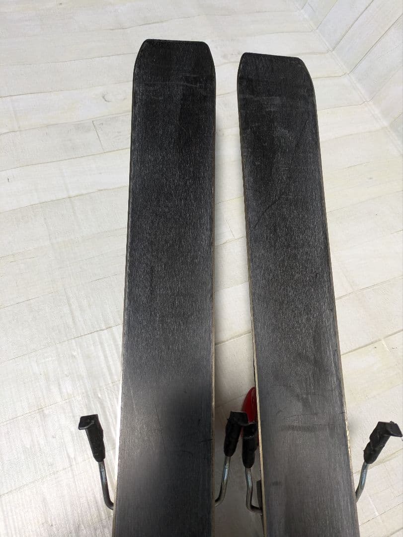 Swallow　スキー板✕SALOMON　ビンディング✕ストックセット