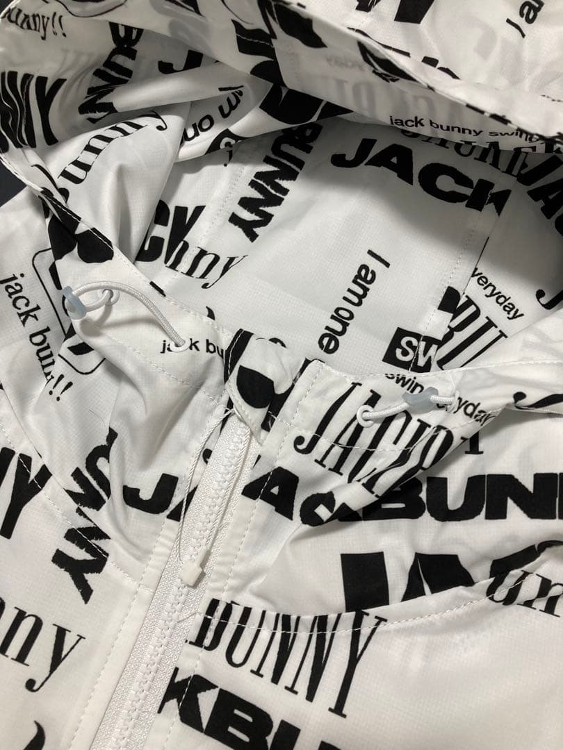 新品 パーリーゲイツ ジャックバニー ストレッチマルチロゴブルゾン(6)LL/白