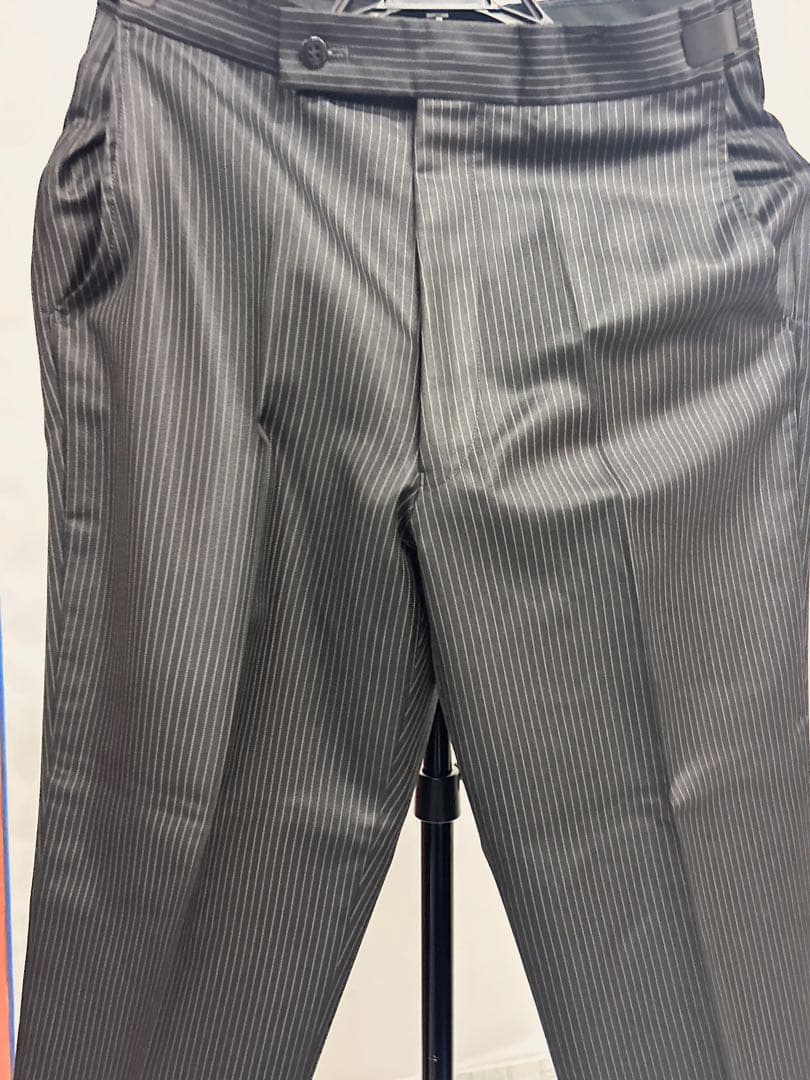 fourisherie uomo 黒ストライプタキシード4点セットサイズAM