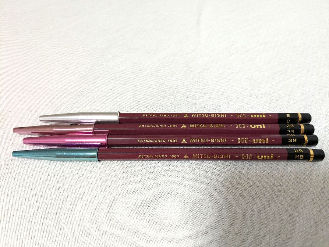 画材セット　水彩　ペン類　水彩筆　ホルベイン　ウィンザー＆ニュートンなど