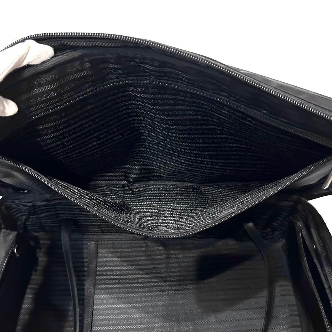 美品　プラダ　キャリーケース　三角ロゴ　サフィアーノ　ナイロン　旅行　ブラック