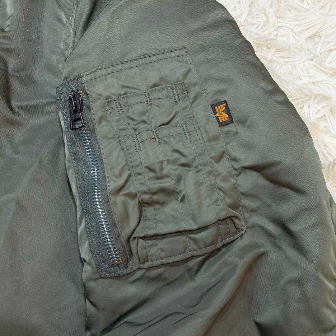 737　アルファインダストリーズ　USA製　L　MA-1　カーキ